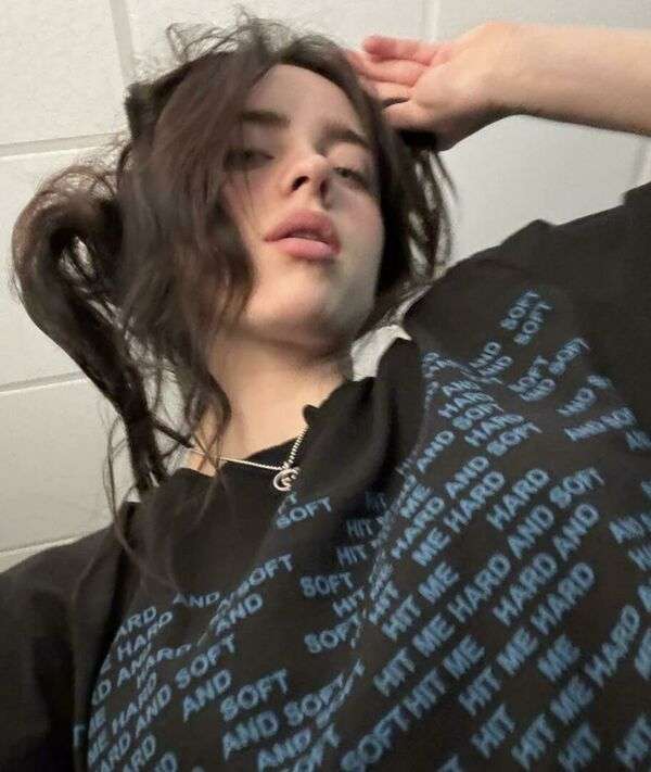 Billie Eilish Sexy