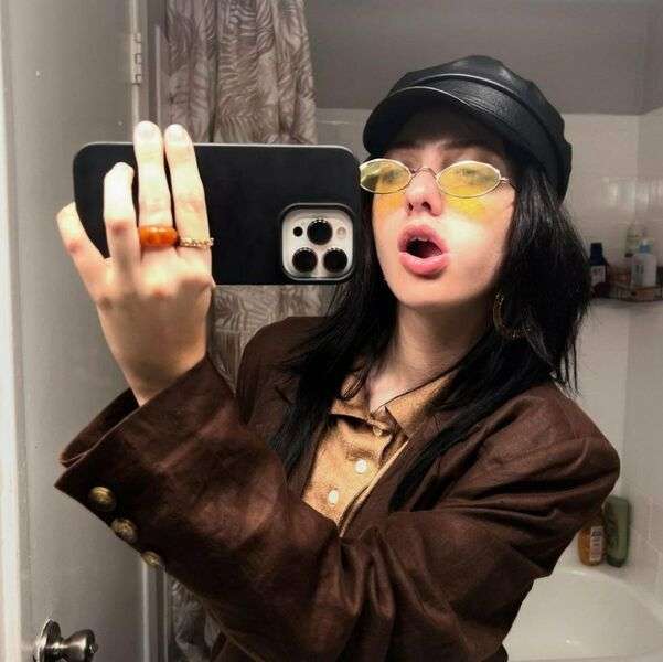 Billie Eilish Naked