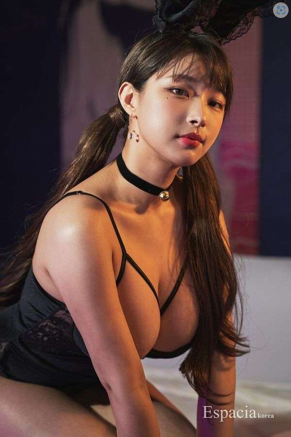 kimgapju Naked