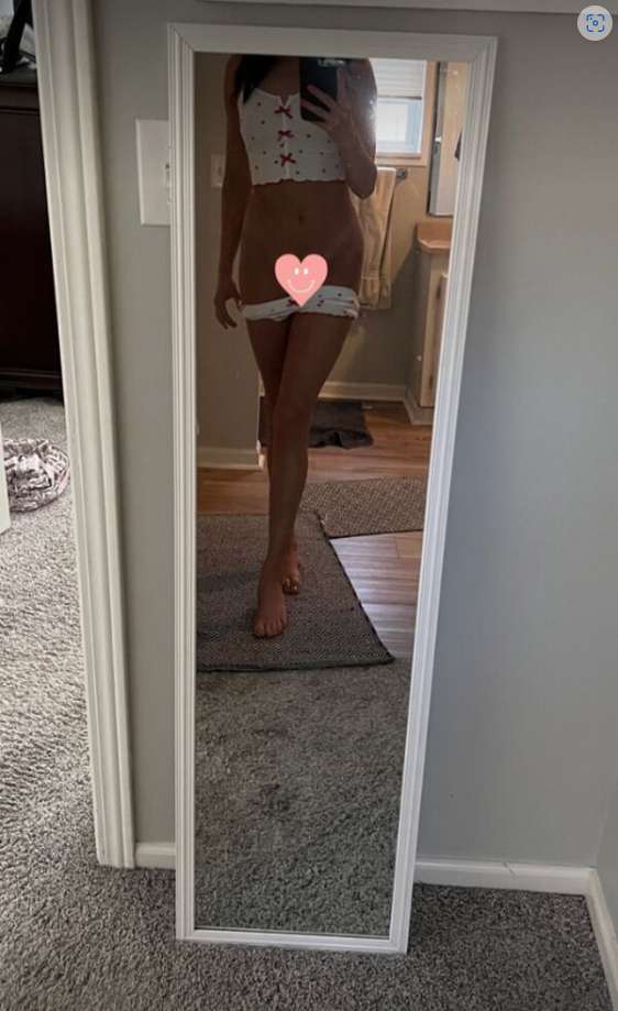 rileyperry02 Nude